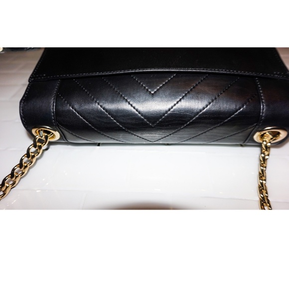 KARL LAGERFELD CHEVRON BAG WITH PEARL TRIM - Picture 7 of 8